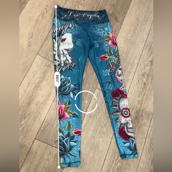 Luna Tai women's medium "los Angeles" Graphic Rose Leggings - Picture 5 of 8